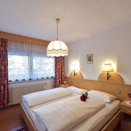 Residence Salvan Corvara In Badia Exterior photo
